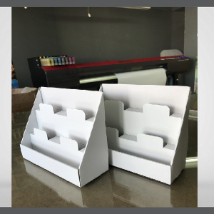 Masaüstü Karton Stand — Model 07